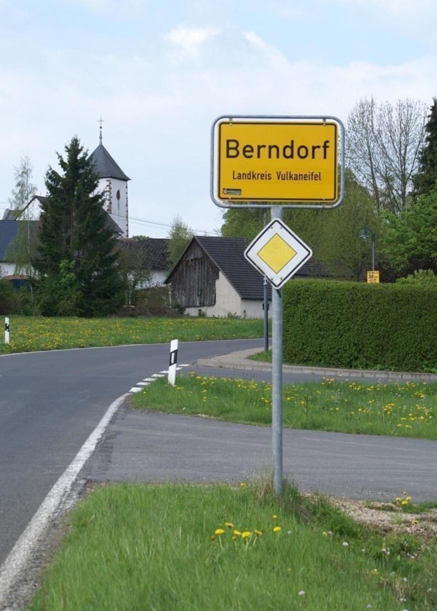 Gemuetliche Maisonette Wohnung Seelenblick Berndorf  エクステリア 写真